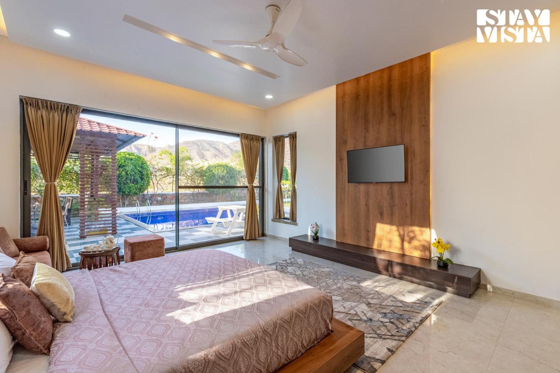 Stayvista'S Bella Dream - Mountain-View With Outdoor Pool, Lawn Featuring A Gazebo & Indoor Games Udaipur Bagian luar foto