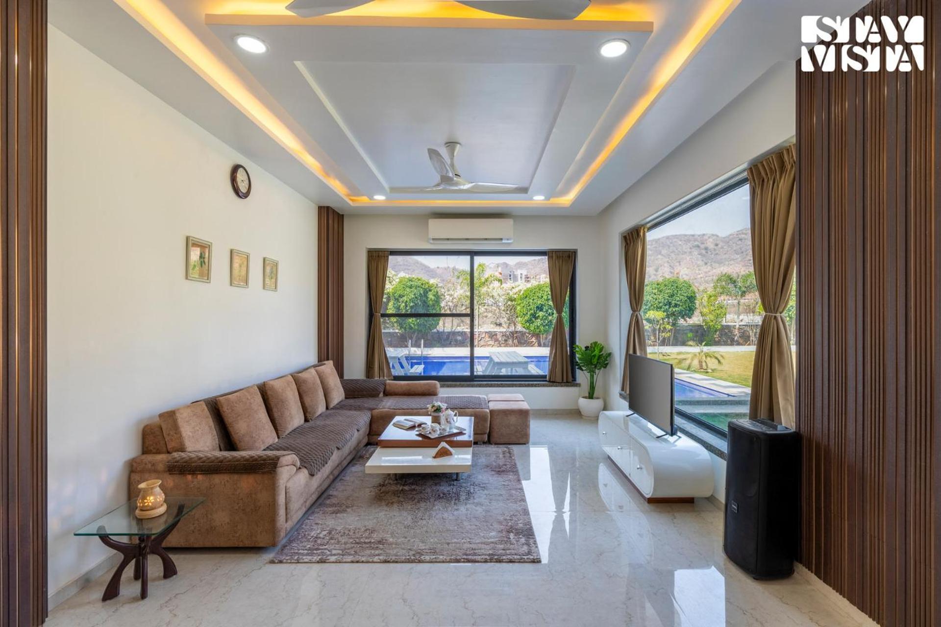 Stayvista'S Bella Dream - Mountain-View With Outdoor Pool, Lawn Featuring A Gazebo & Indoor Games Udaipur Bagian luar foto
