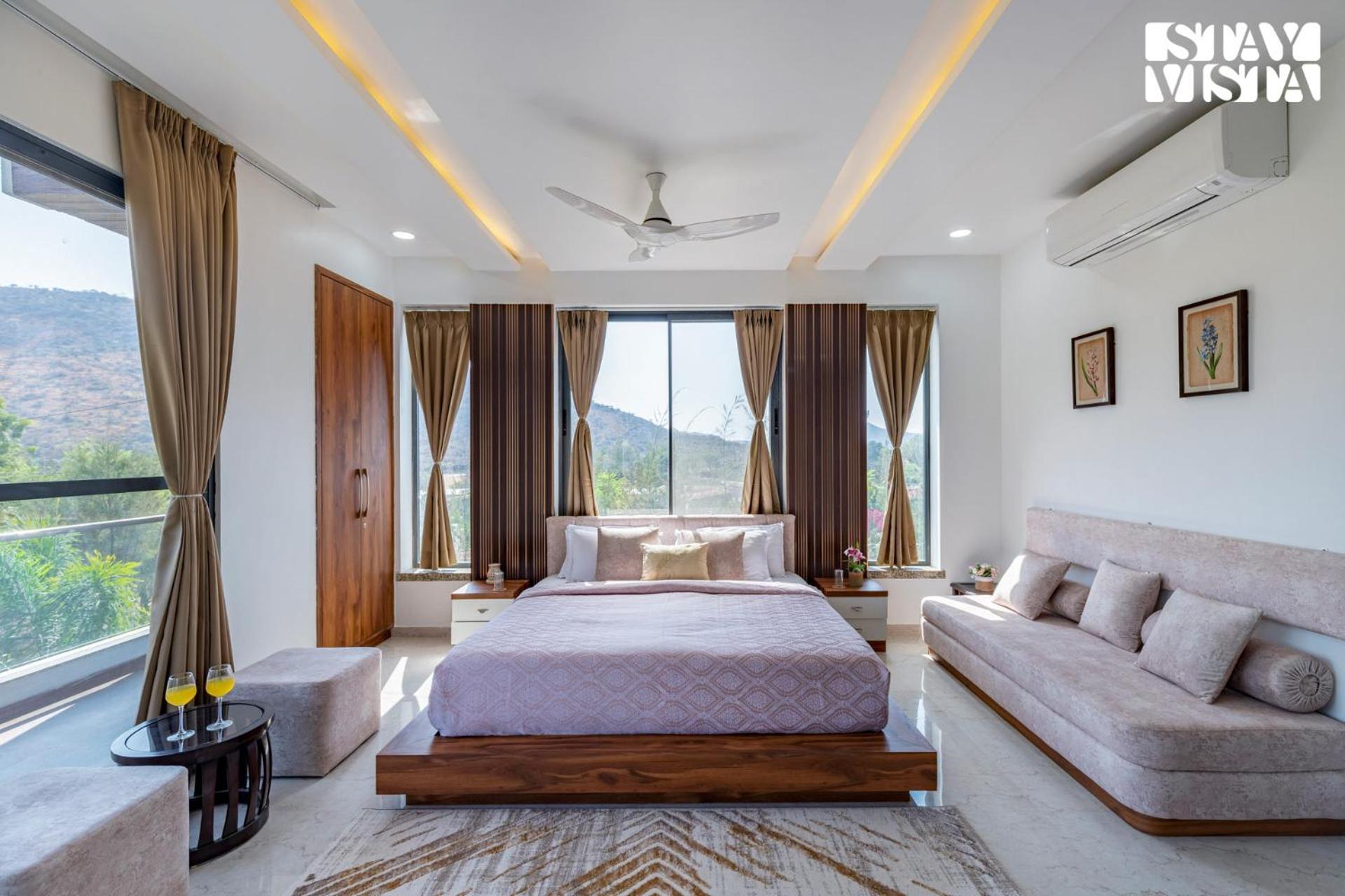 Stayvista'S Bella Dream - Mountain-View With Outdoor Pool, Lawn Featuring A Gazebo & Indoor Games Udaipur Bagian luar foto